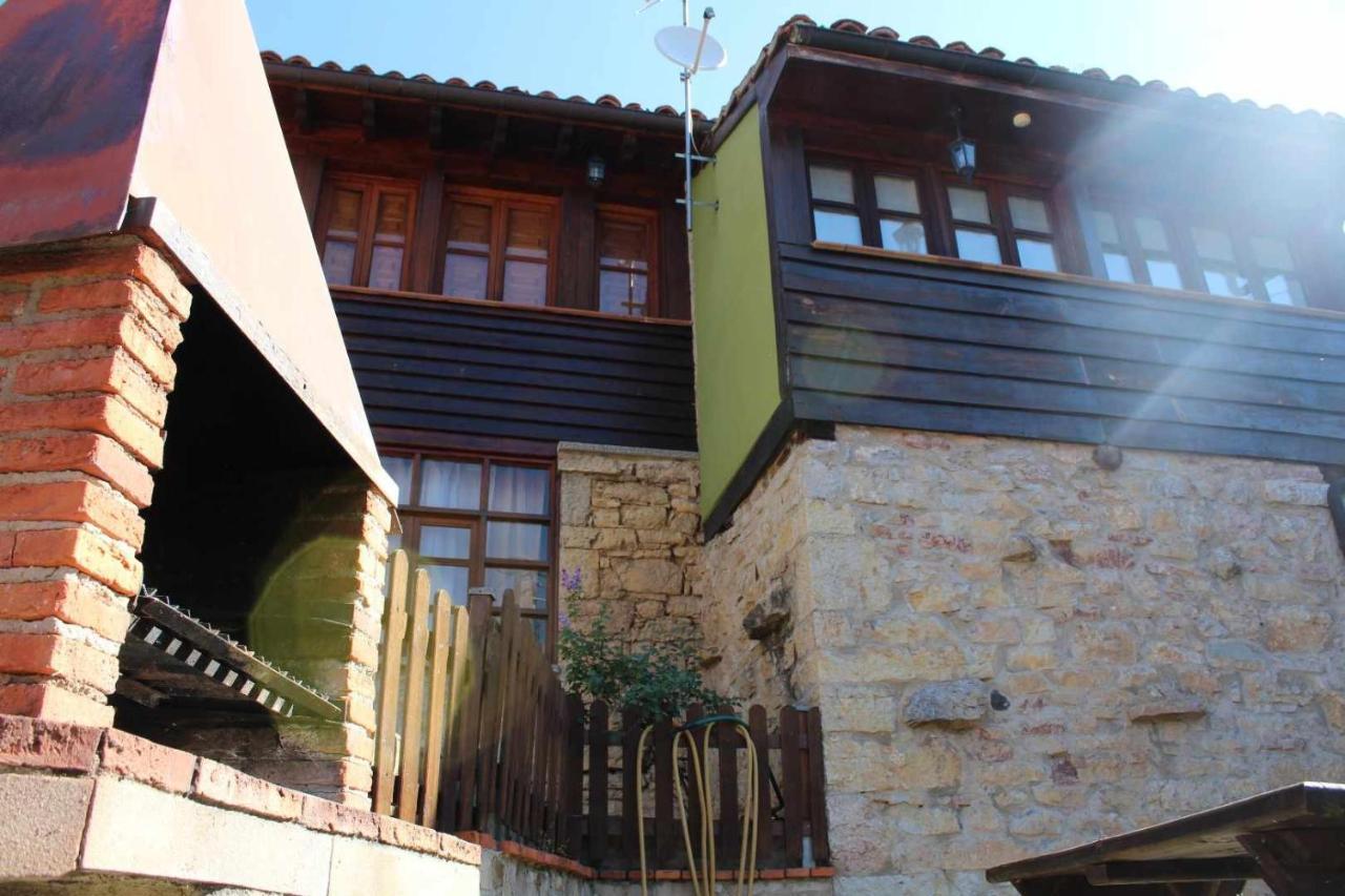 Montegrande Entorno Magico Rodeado De Montanas Apartment La Plaza Luaran gambar