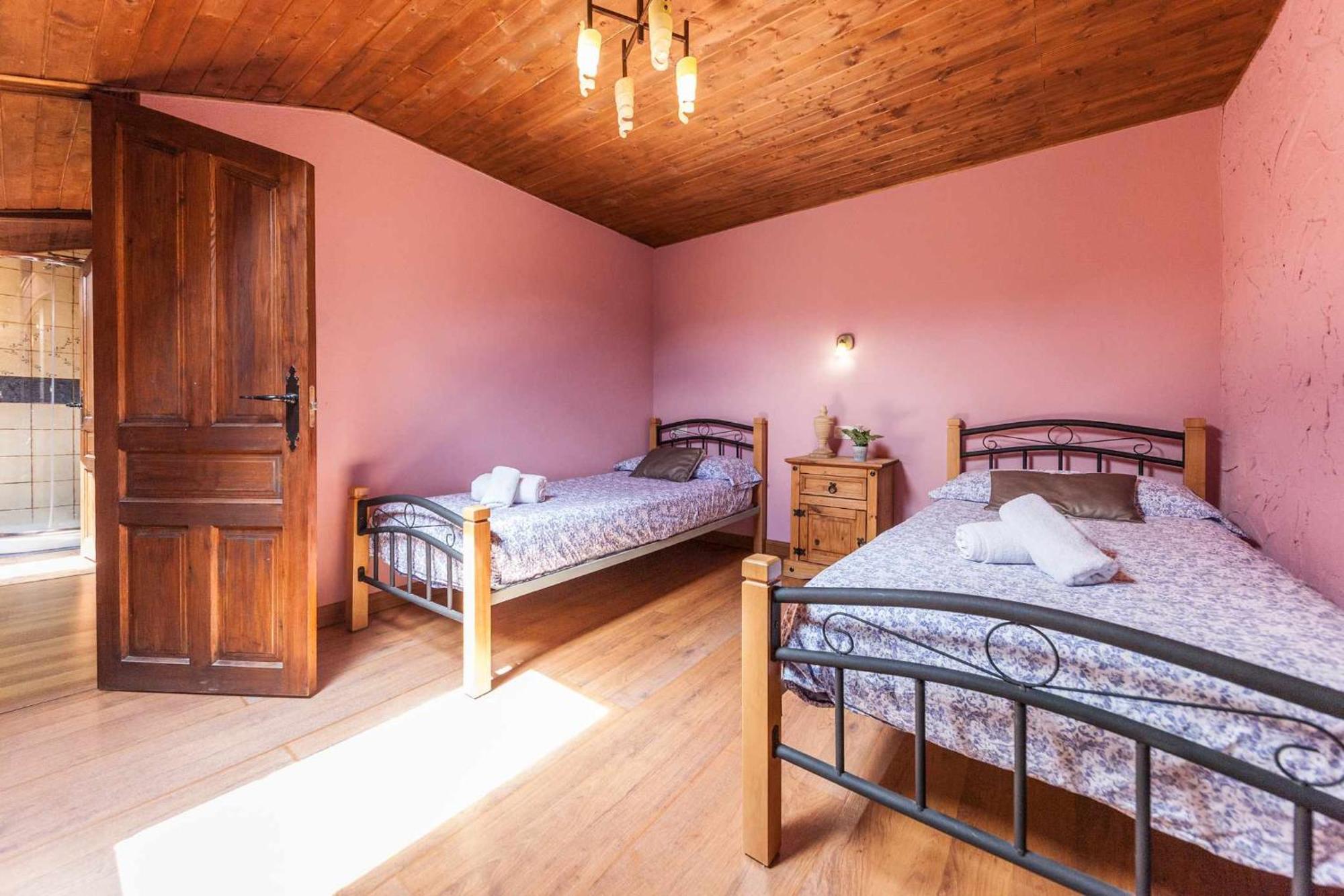 Montegrande Entorno Magico Rodeado De Montanas Apartment La Plaza Luaran gambar