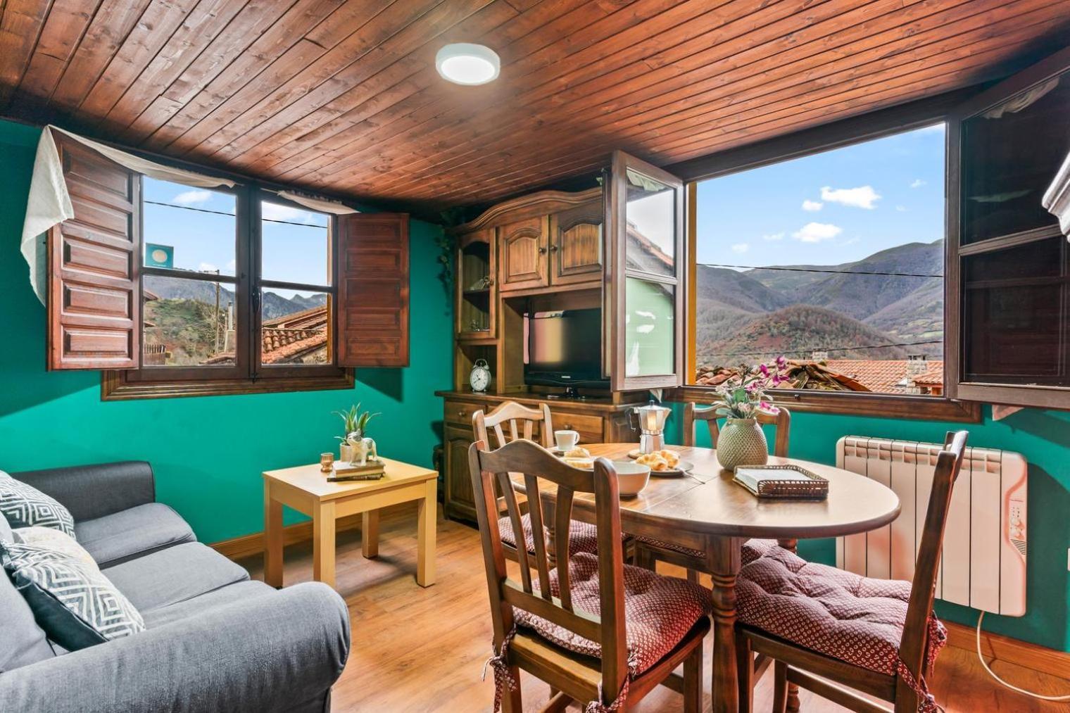 Montegrande Entorno Magico Rodeado De Montanas Apartment La Plaza Luaran gambar